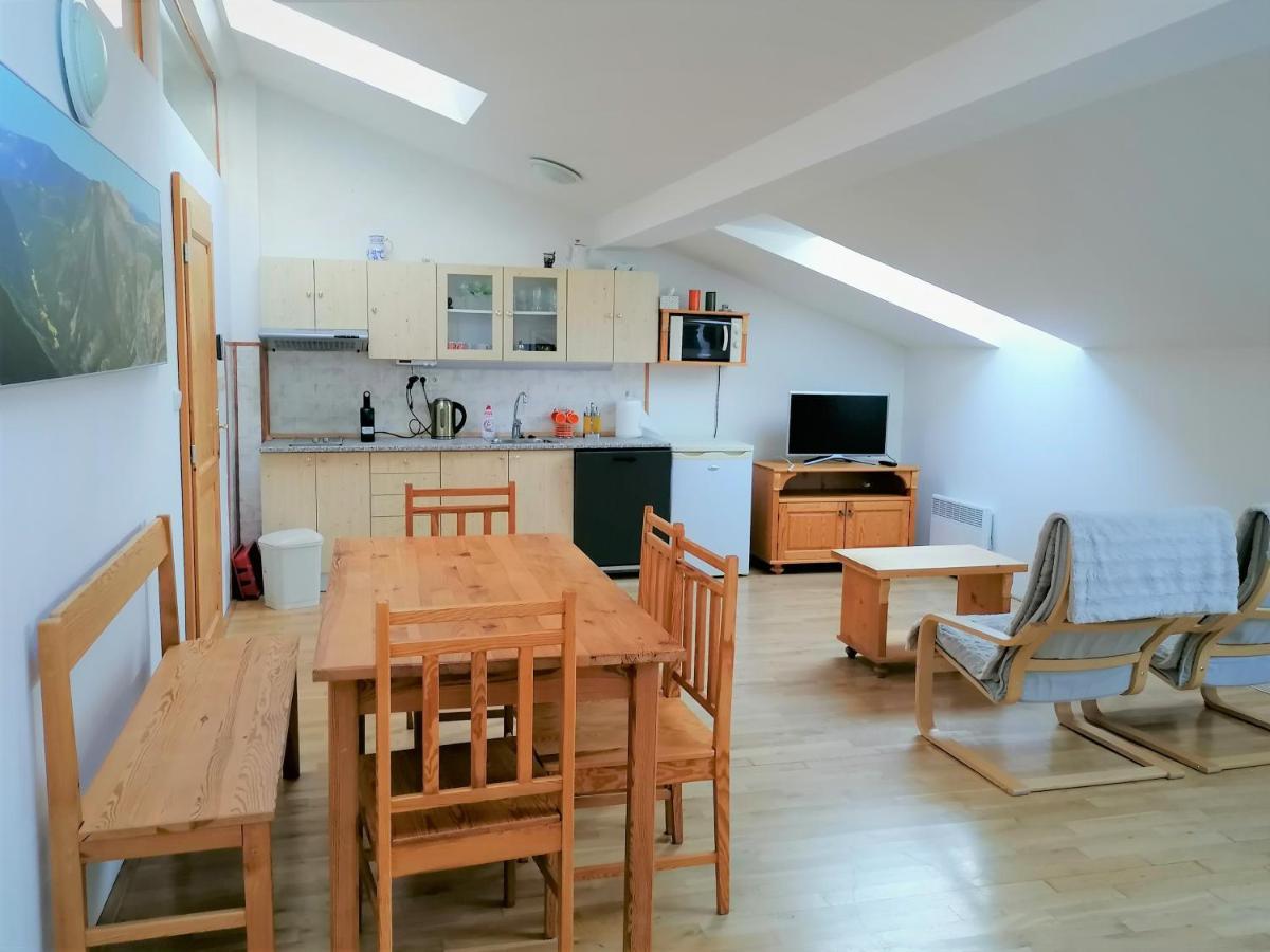 Pod Strechou Apartment Svoboda nad Upou Exterior photo